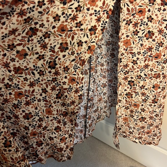 Fall floral maxi - Picture 2 of 3